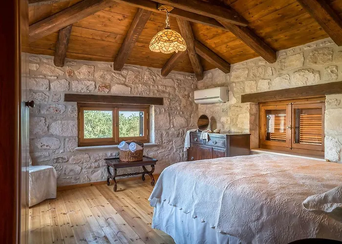 Villa Artemis Stone