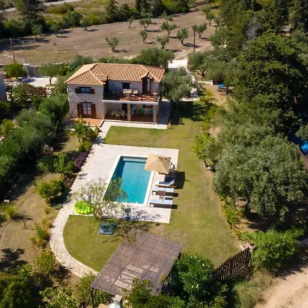 Artemis Stone Vila