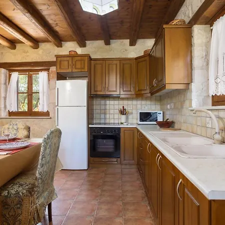 Villa Artemis Stone Vasilikí