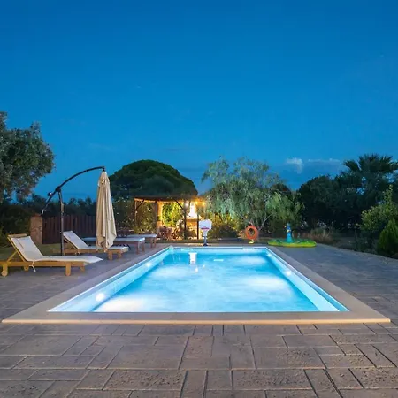 Artemis Stone Villa Vasilikí