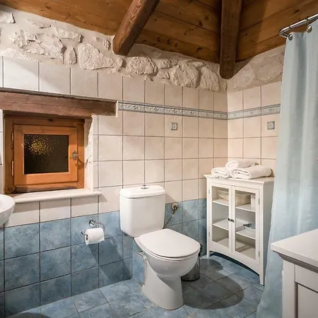 Villa Artemis Stone Vasilikí