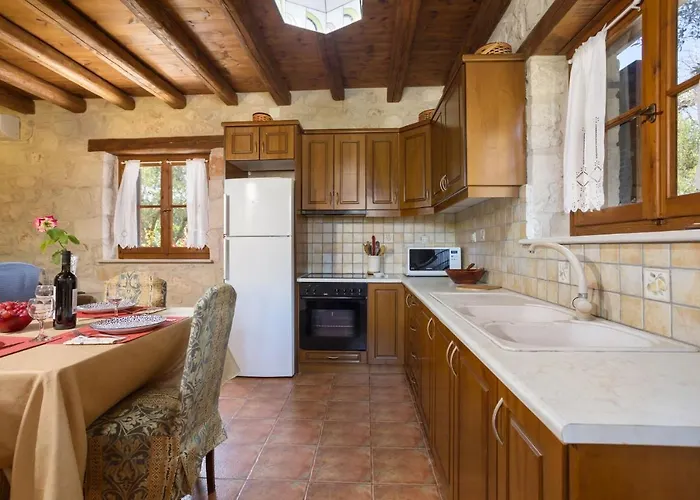 Villa Artemis Stone Vasilikí