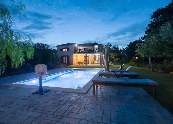 Artemis Stone Villa *