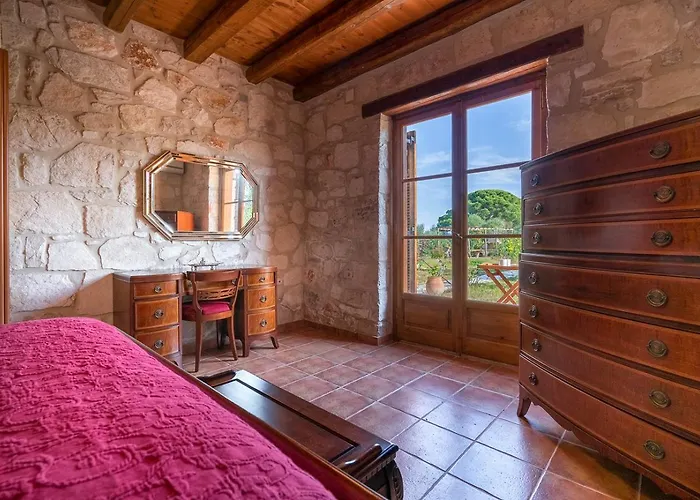 Villa Artemis Stone *