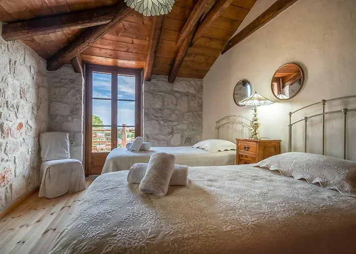 Artemis Stone Villa Vasilikí