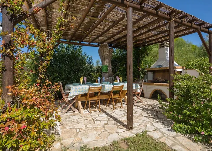 Artemis Stone וילה