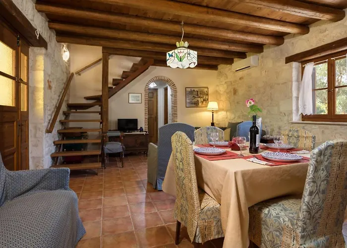 Artemis Stone וילה